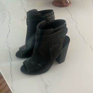 Black Steve Madden heels